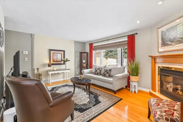 393 1st ST S, Hanover, ON N4N 3T8