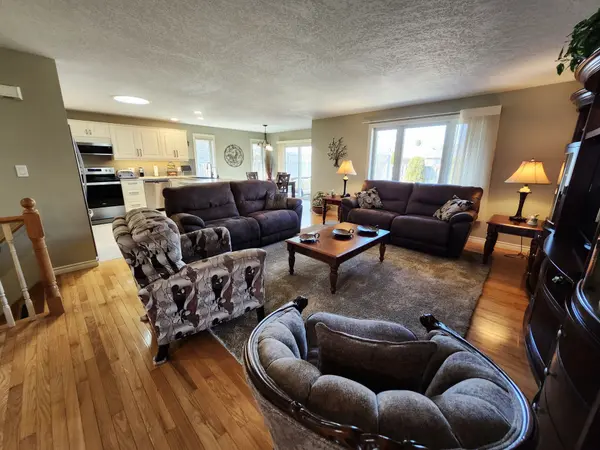 230 4TH STREET CRES, Hanover, ON N4N 3S2