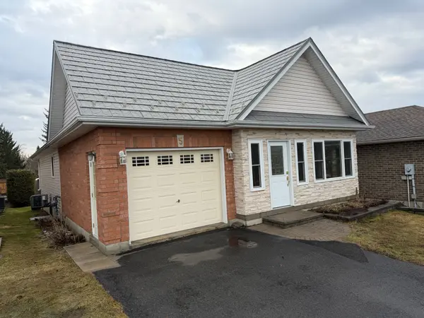 5 Susan CT, Kawartha Lakes, ON K9H 4H1