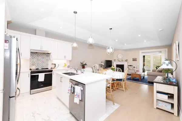 4136 VILLAGE CREEK DR, Fort Erie, ON L0S 1S0