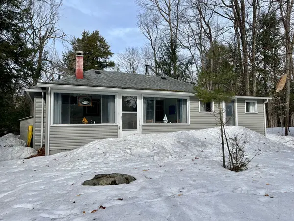 34 Harris ST, Muskoka Lakes, ON P0B 1J0