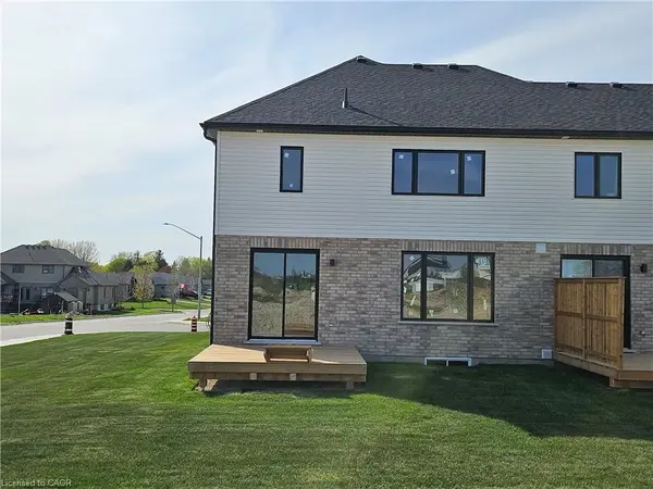 40 Anne ST W, Minto, ON N0G 1Z0