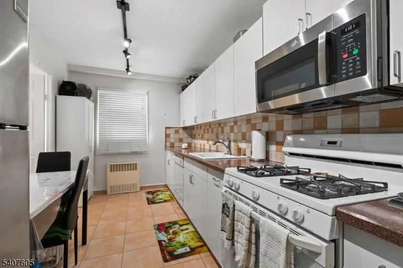 280 Prospect Ave #9H, Hackensack City, NJ 07601