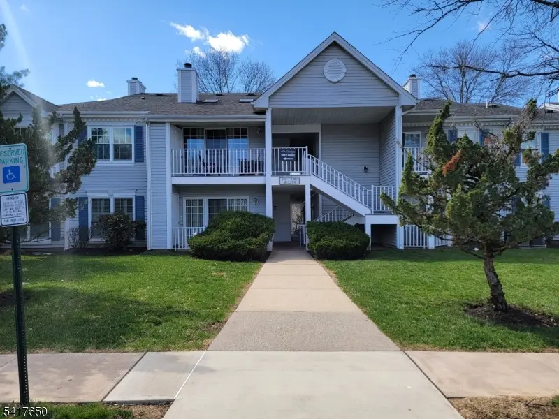 3904 Graham Ct #B2, Bridgewater Twp., NJ 08807