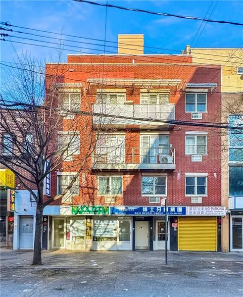 821 57th ST #3B, Brooklyn, NY 11220