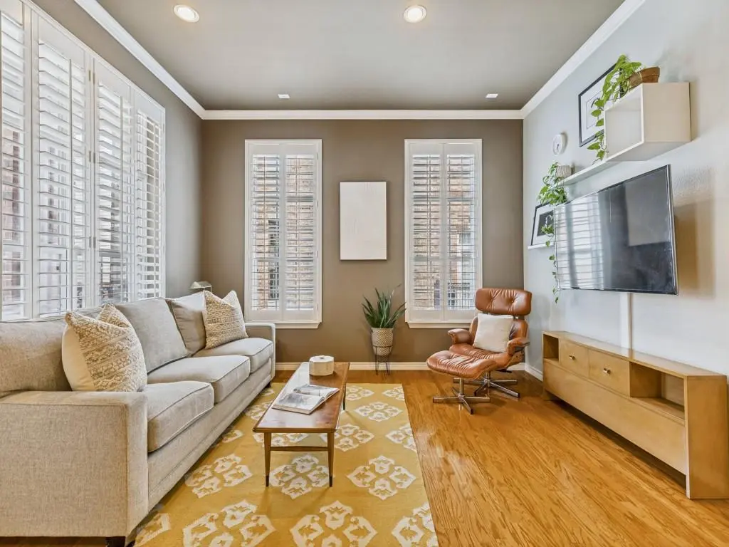 15741 Seabolt #28, Addison, TX 75001