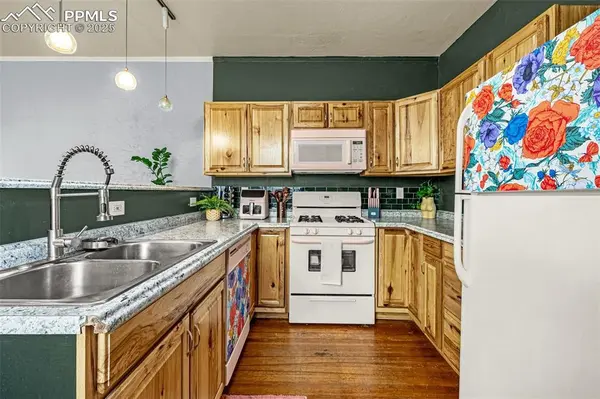 413 E Bijou ST, Colorado Springs, CO 80903