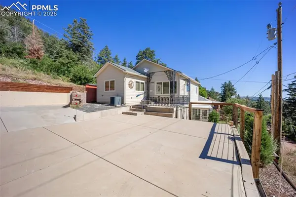 382 Largo AVE, Palmer Lake, CO 80133