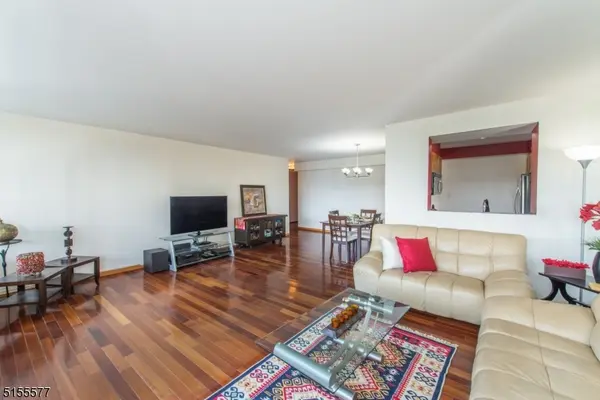 6050 Boulevard East #4F, West New York Town, NJ 07093