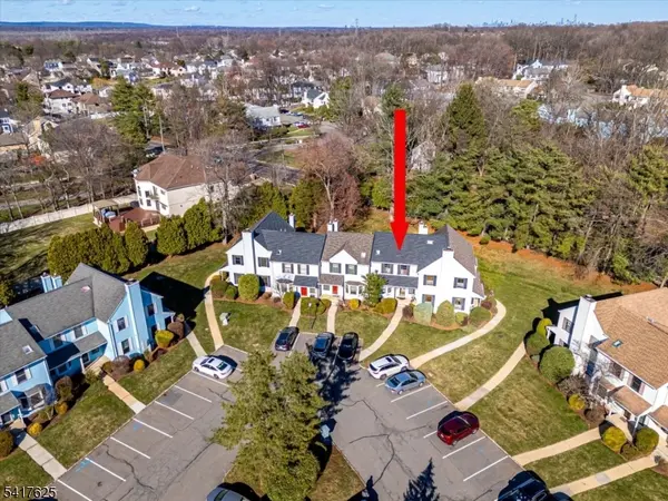 1704 Deerfield Dr, Edison Twp., NJ 08820