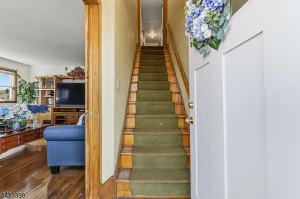 310 Cristiani St, Roselle Boro, NJ 07203