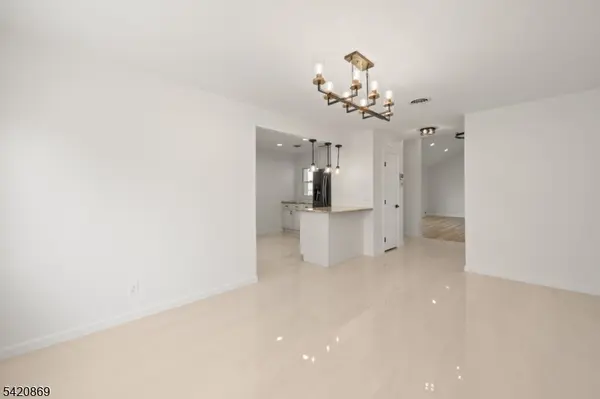 181 Haddenfield Rd, Clifton City, NJ 07013