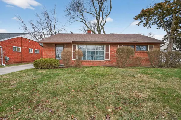 26206 Dale CT, Roseville, MI 48066