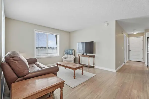 2781 Chinook Winds DR SW #8201, Airdrie, AB T4B 3S5