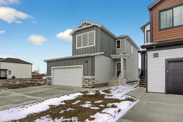 4517 31 AVE S, Lethbridge, AB T1K 8J8