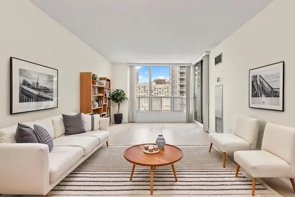 750 Bay ST #1103, Toronto C01, ON M5G 1N6