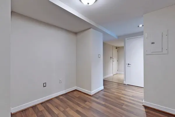 3 Navy Wharf CT #503, Toronto C01, ON M5V 3V1