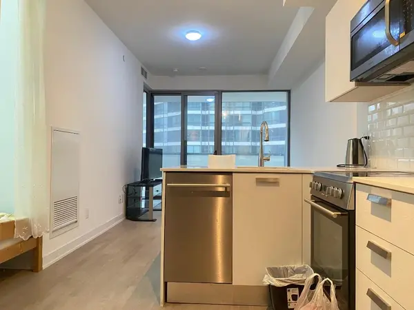 57 St. Joseph ST #901, Toronto C01, ON M5S 0C5