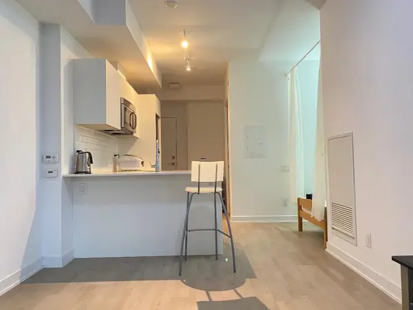 57 St. Joseph ST #901, Toronto C01, ON M5S 0C5