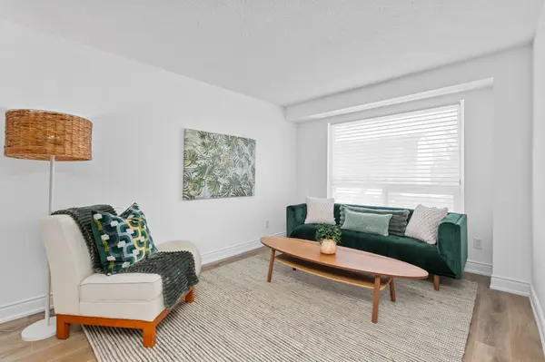 1400 Mary ST N #3, Oshawa, ON L1G 7B6