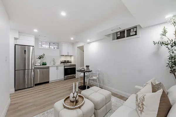 9 Glenvalley DR #Bsmt, Toronto W04, ON M6M 4V8