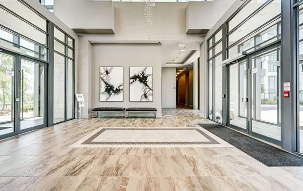 65 Yorkland BLVD #107, Brampton, ON L4C 9Z4