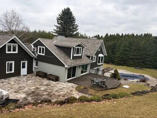 247230 5 Side RD, Mono, ON L9W 6K6