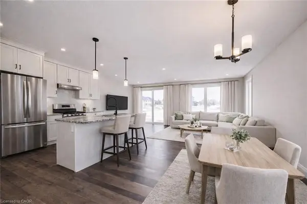 102 Thackeray WAY, Minto, ON N0G 1Z0