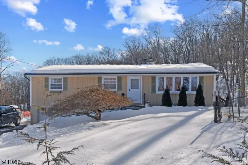 11 Glenn Ter, Fredon Twp., NJ 07860