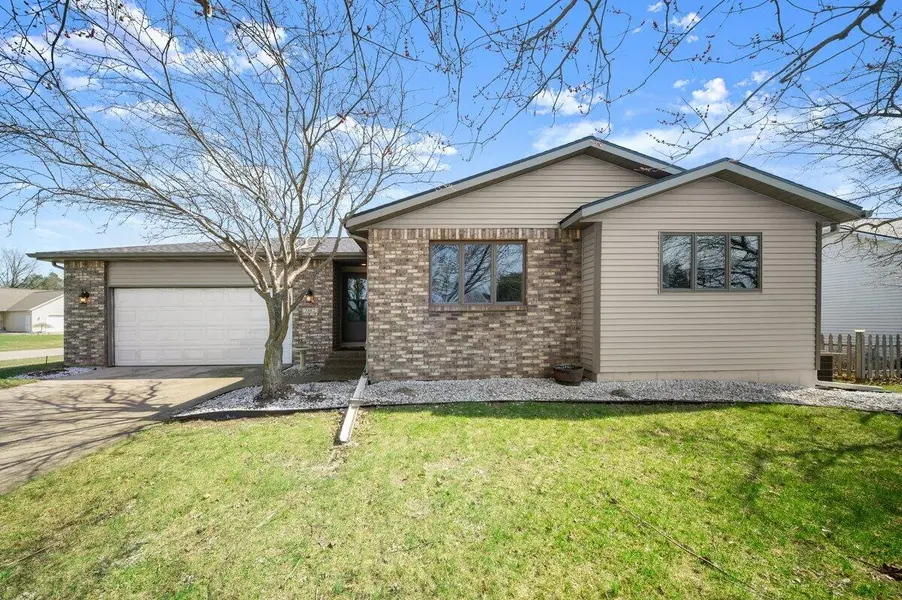 3862 Bent Pine DR, Holland Twp, MI 49424