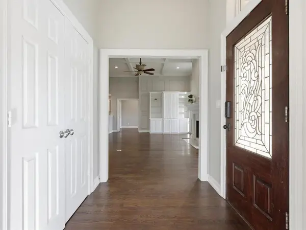 1227 Cambridge Drive, Carrollton, TX 75007