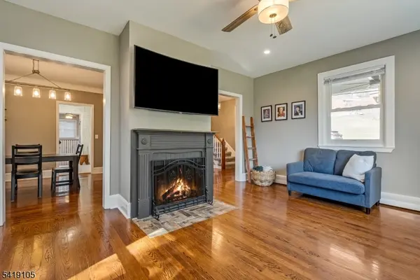 200 Mountain Way, Morris Plains Boro, NJ 07950