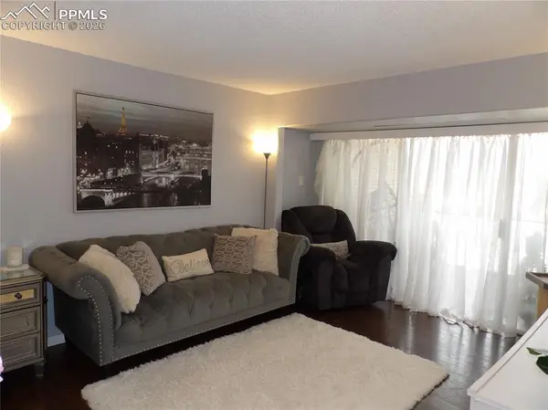 411 Lakewood CIR #A306, Colorado Springs, CO 80910