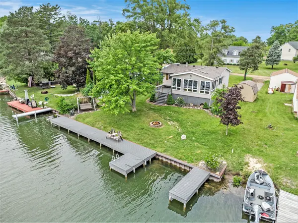 787 Doves LNDG, Girard Twp, MI 49036