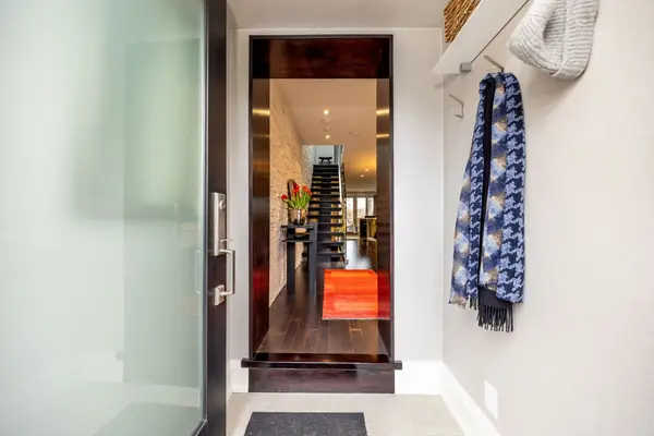 70 Summerhill GDNS, Toronto C09, ON M4T 1B4