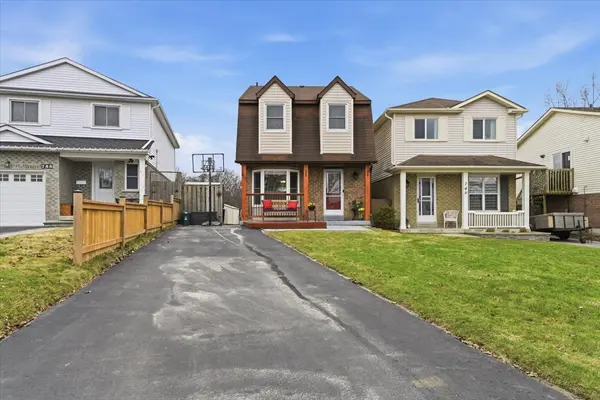 751 Bennett CRES, Oshawa, ON L1K 1T6