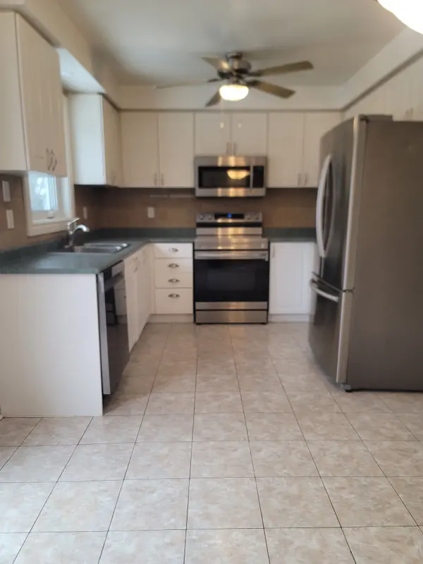 50 Acorn CRES, Wasaga Beach, ON L9Z 1L6