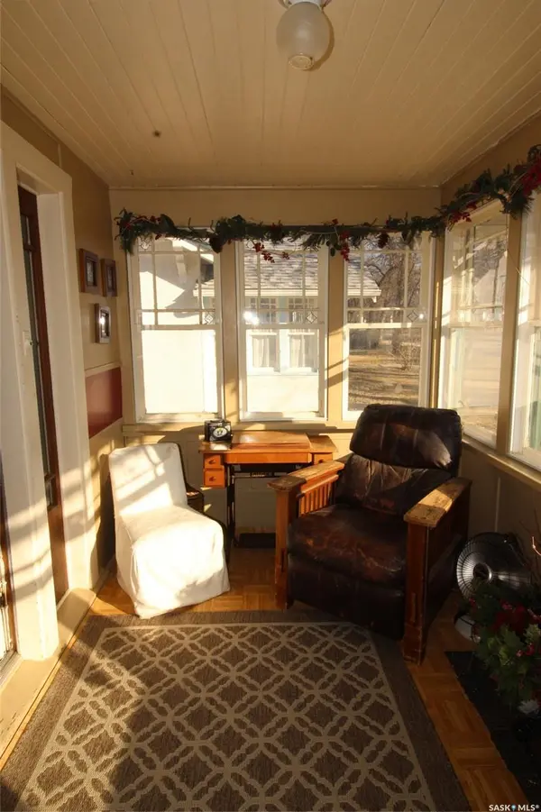 663 2nd STREET E, Shaunavon, SK S0N 2M0