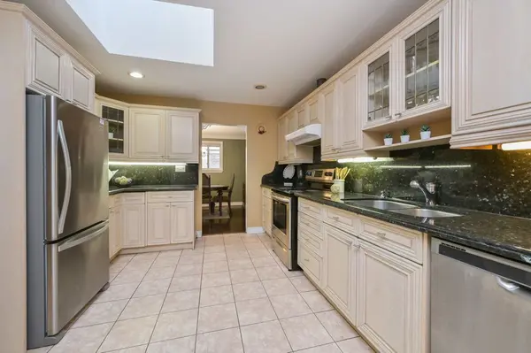 46 Grassington CRES, Brampton, ON L6S 1Z6