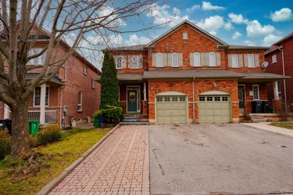 32 Ashdale RD, Brampton, ON L6Y 5M7