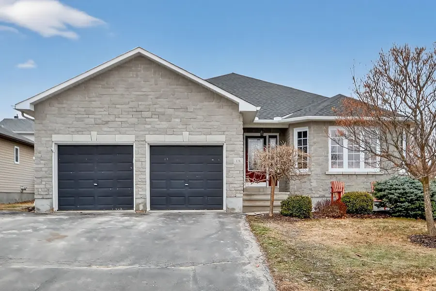 126 Metcalfe DR, Mississippi Mills, ON K0A 1A0