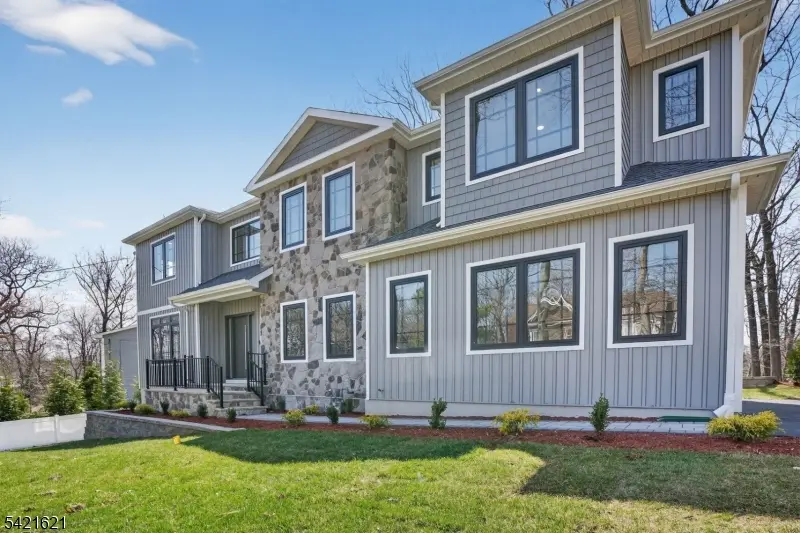 1345 Overhill St, Westfield Town, NJ 07090