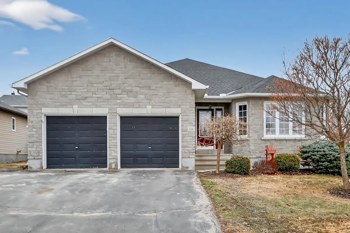 126 Metcalfe DR, Mississippi Mills, ON K0A 1A0