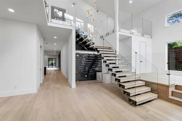 13032 COPENHILL Road, Dallas, TX 75240