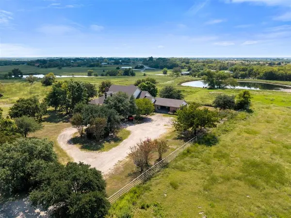 9520 CR 262, Crandall, TX 75114