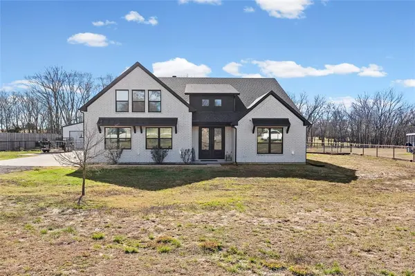 3557 County Road 4110, Campbell, TX 75422