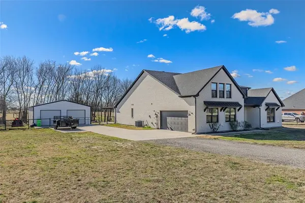 3557 County Road 4110, Campbell, TX 75422