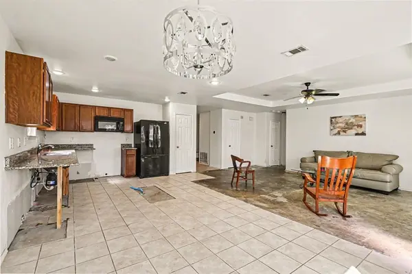 2328 Canchim Street, Fort Worth, TX 76131