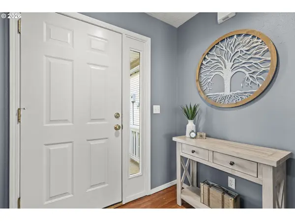 38882 HASKINS ST, Sandy, OR 97055