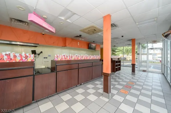 343 State Route 17, Hasbrouck Heights Boro, NJ 07604